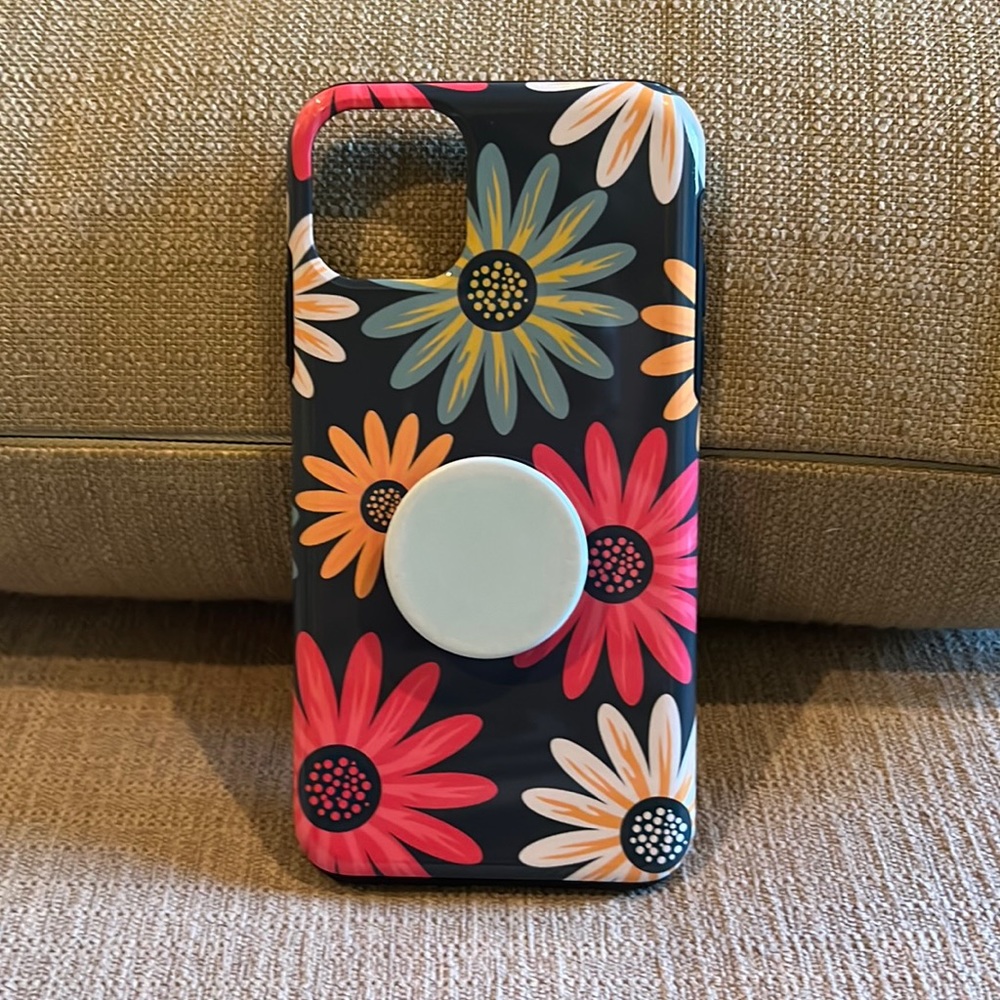iPhone 11 Pro Max Daisy Phone Case with Pop Grip